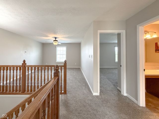 8644 N Deer Crossing Boulevard, Mccordsville, IN 46055