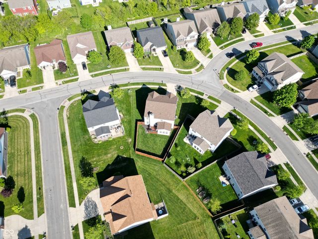 8644 N Deer Crossing Boulevard, Mccordsville, IN 46055