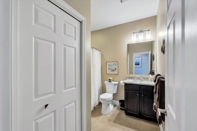 126 Grey Hawk Drive 697, Mashpee, MA 02649