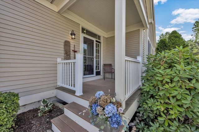 126 Grey Hawk Drive 697, Mashpee, MA 02649