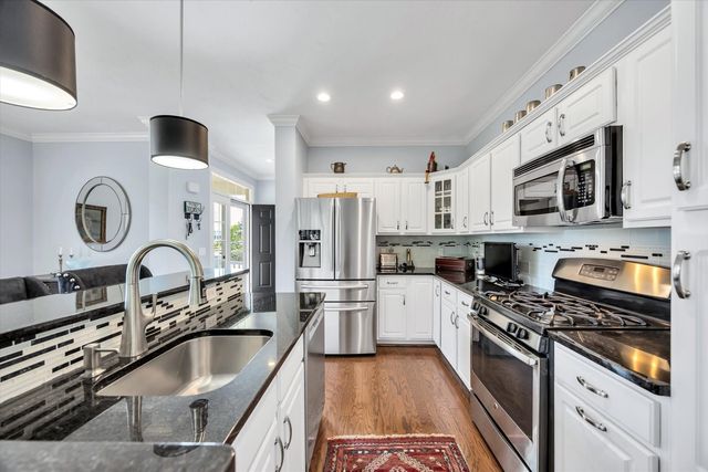 126 Grey Hawk Drive 697, Mashpee, MA 02649