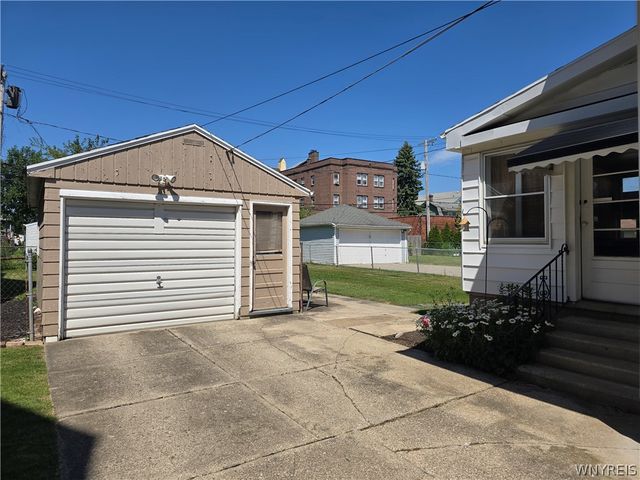 146 Saranac Avenue, Buffalo, NY 14216