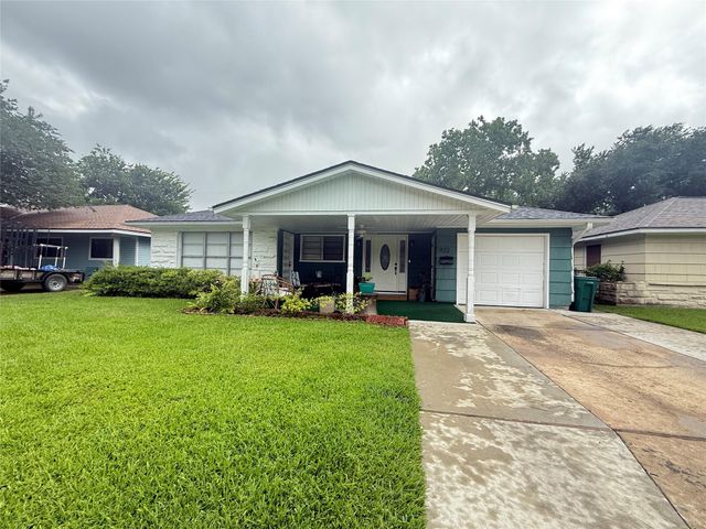 922 Hector Avenue, Pasadena, TX 77502