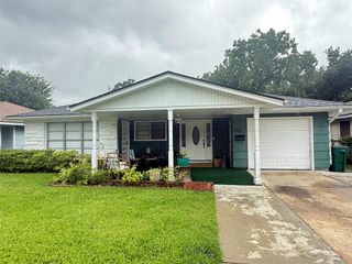 922 Hector Avenue, Pasadena, TX 77502