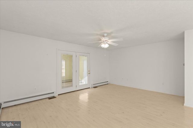 175 HILLSIDE DR, East Berlin, PA 17316