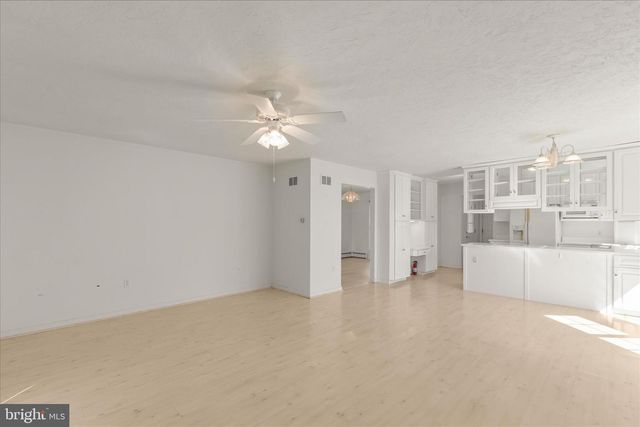 175 HILLSIDE DR, East Berlin, PA 17316