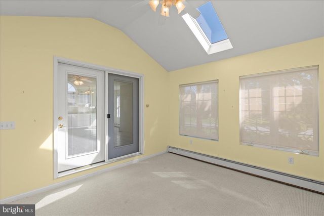 175 HILLSIDE DR, East Berlin, PA 17316