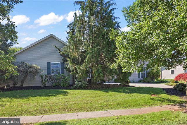 175 HILLSIDE DR, East Berlin, PA 17316