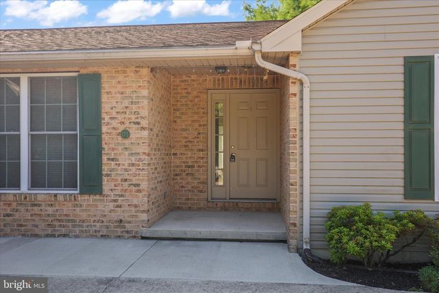 175 HILLSIDE DR, East Berlin, PA 17316