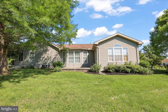 175 HILLSIDE DR, East Berlin, PA 17316