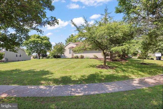 175 HILLSIDE DR, East Berlin, PA 17316