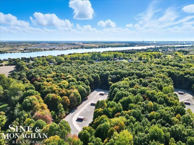 3623 Range Road, East China, MI 48054