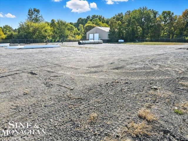 3623 Range Road, East China, MI 48054