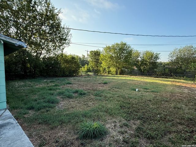 418 Rasa Dr, San Antonio, TX 78227