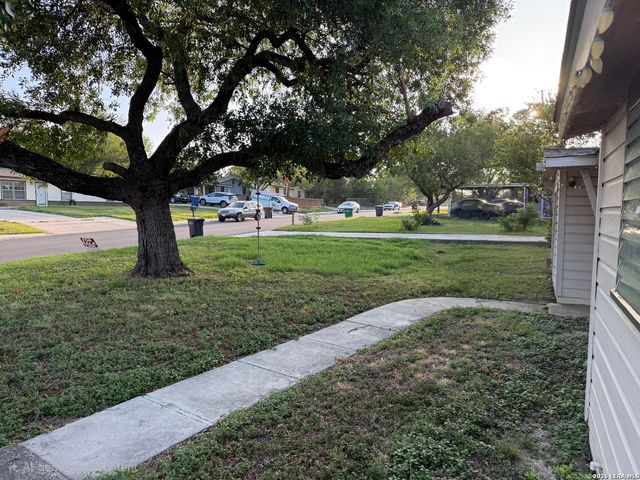 418 Rasa Dr, San Antonio, TX 78227