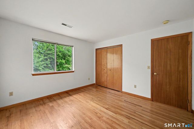 83 Columbus Place A, Stamford, CT 06907