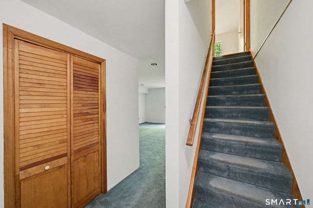 83 Columbus Place A, Stamford, CT 06907