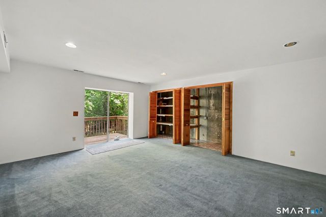 83 Columbus Place A, Stamford, CT 06907