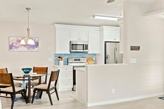 140 Spanish Oak Ct Apt I, Surfside Beach, SC 29575