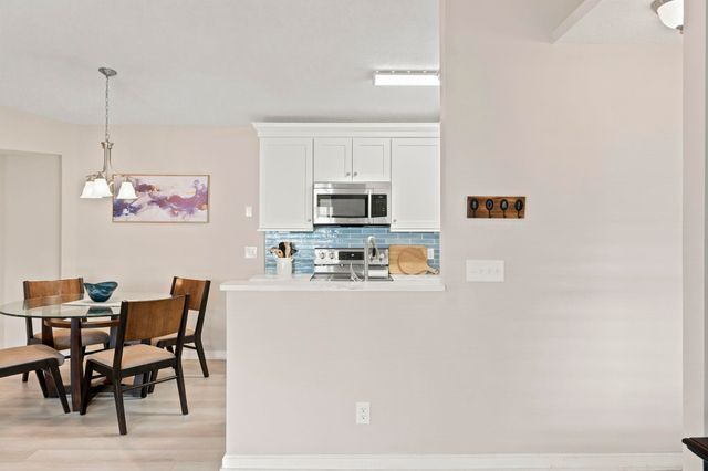 140 Spanish Oak Ct Apt I, Surfside Beach, SC 29575