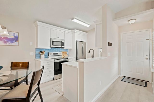140 Spanish Oak Ct Apt I, Surfside Beach, SC 29575