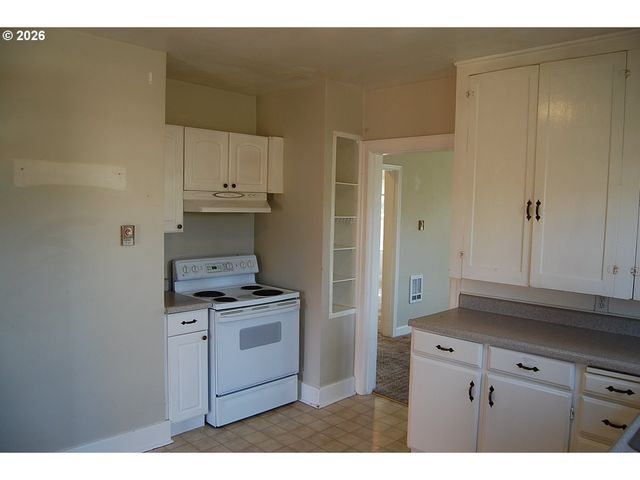 2715 GRANT St, Vancouver, WA 98660