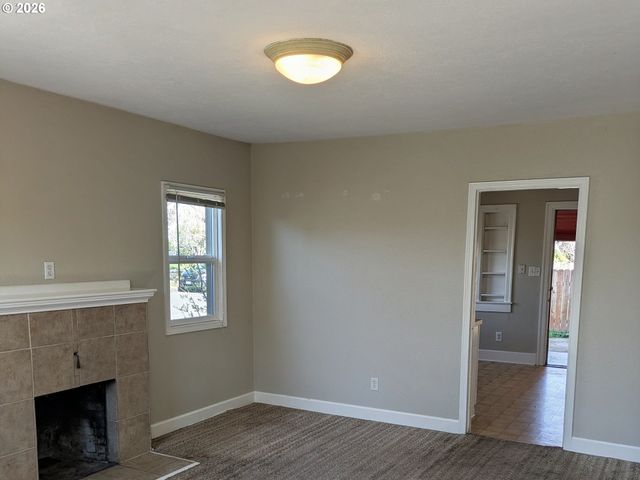 2715 GRANT St, Vancouver, WA 98660