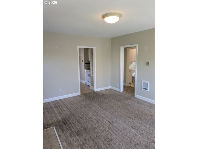 2715 GRANT St, Vancouver, WA 98660