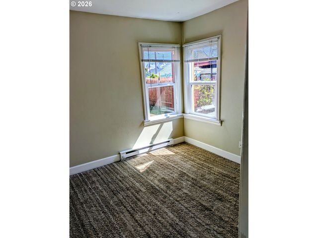 2715 GRANT St, Vancouver, WA 98660