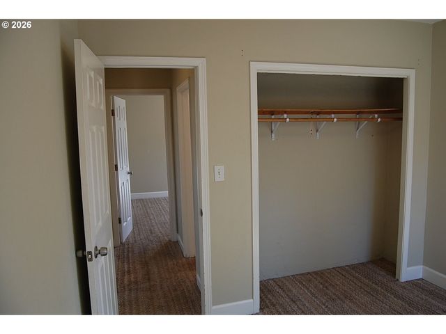 2715 GRANT St, Vancouver, WA 98660