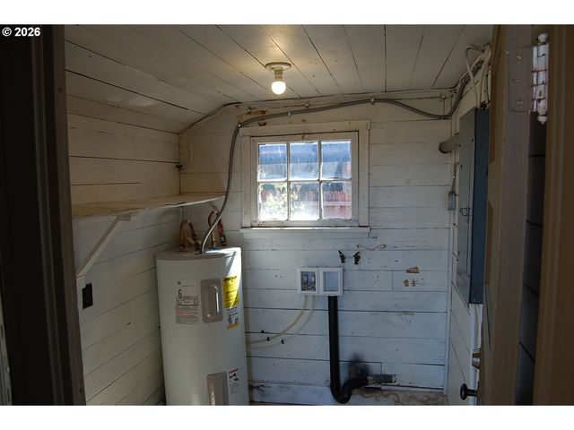 2715 GRANT St, Vancouver, WA 98660