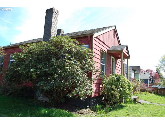 2715 GRANT St, Vancouver, WA 98660