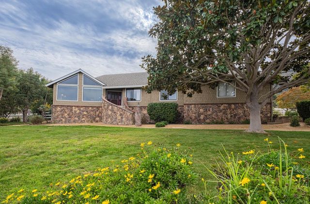 310 Mesa Road, Salinas, CA 93908