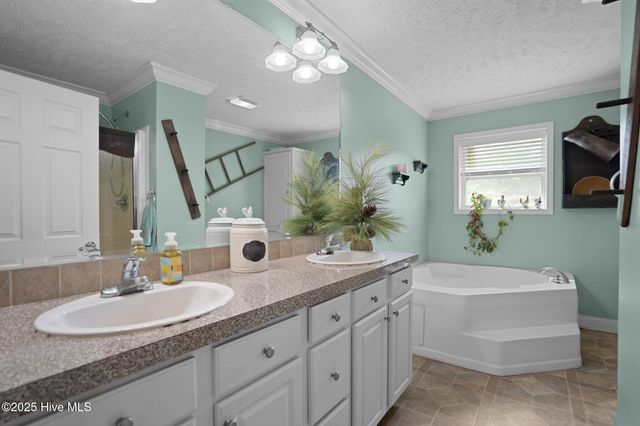 710 Ridgecrest Lane, Rocky Point, NC 28457