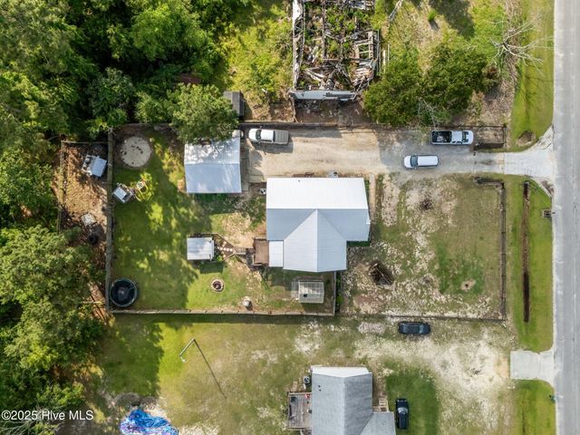 710 Ridgecrest Lane, Rocky Point, NC 28457