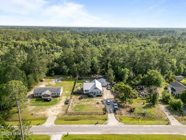 710 Ridgecrest Lane, Rocky Point, NC 28457