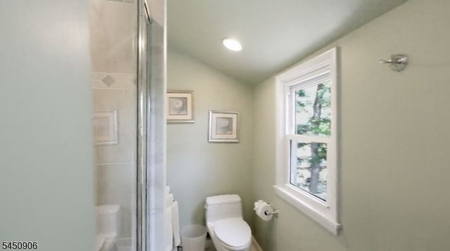 4 Kensington Rd, Madison Boro, NJ 07940