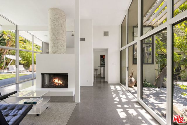 30611 Las Estrellas Drive, Malibu, CA 90265