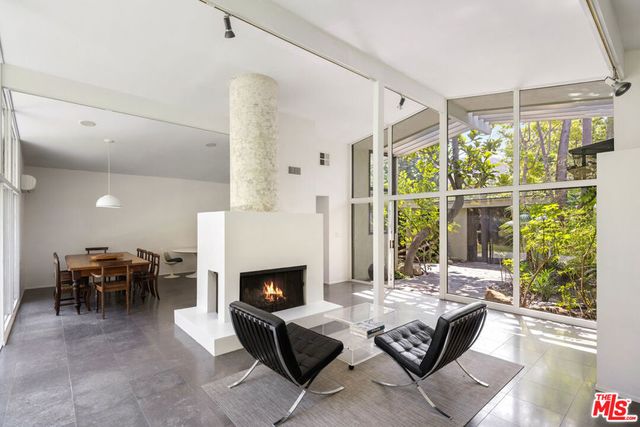 30611 Las Estrellas Drive, Malibu, CA 90265