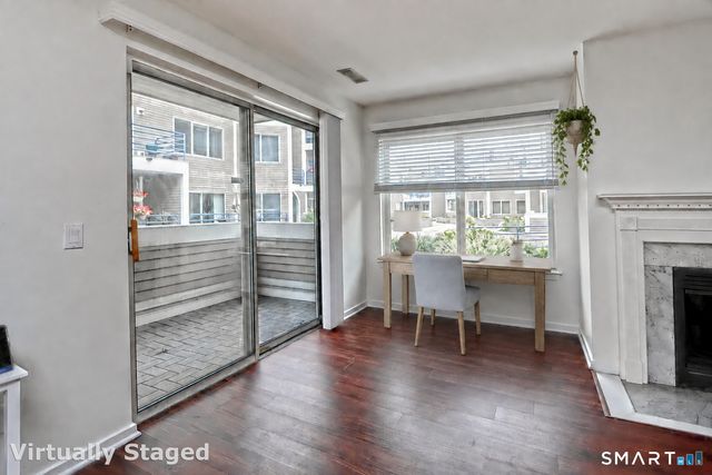 21 Harbour Close A-21, New Haven, CT 06405