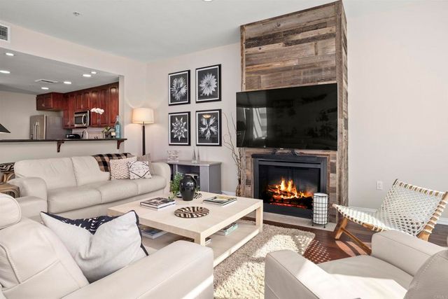 301 Mission Avenue 605, Oceanside, CA 92054