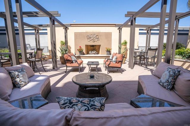301 Mission Avenue 605, Oceanside, CA 92054