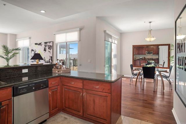 301 Mission Avenue 605, Oceanside, CA 92054