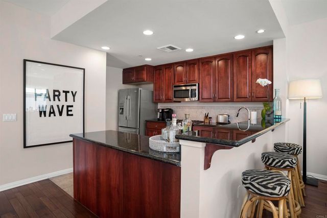 301 Mission Avenue 605, Oceanside, CA 92054