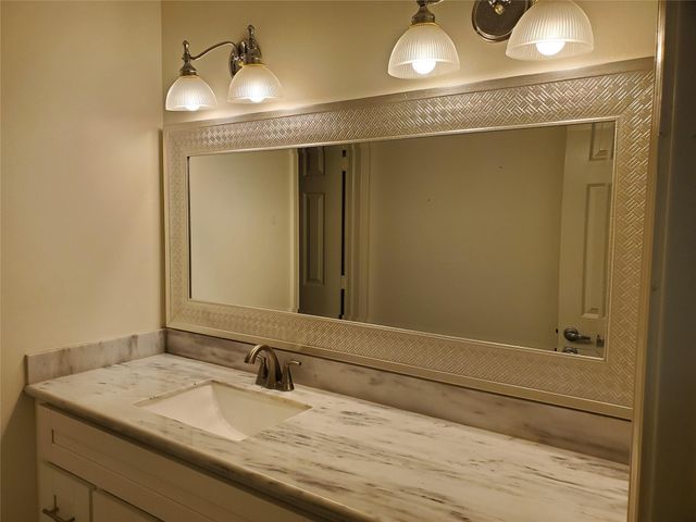 12139 Gladewick Drive, Houston, TX 77077