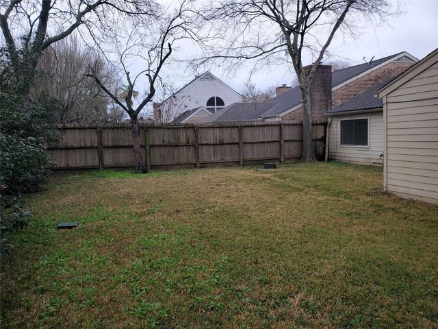 12139 Gladewick Drive, Houston, TX 77077