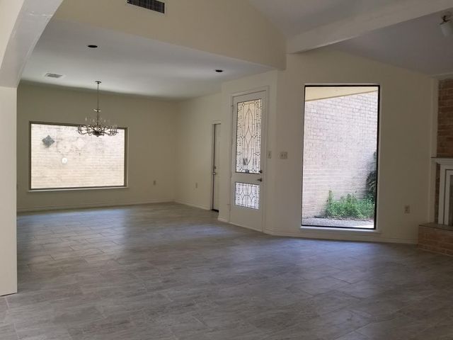 12139 Gladewick Drive, Houston, TX 77077