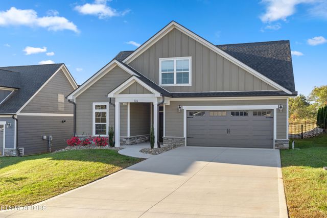 504 Chestnut Place, Loudon, TN 37774