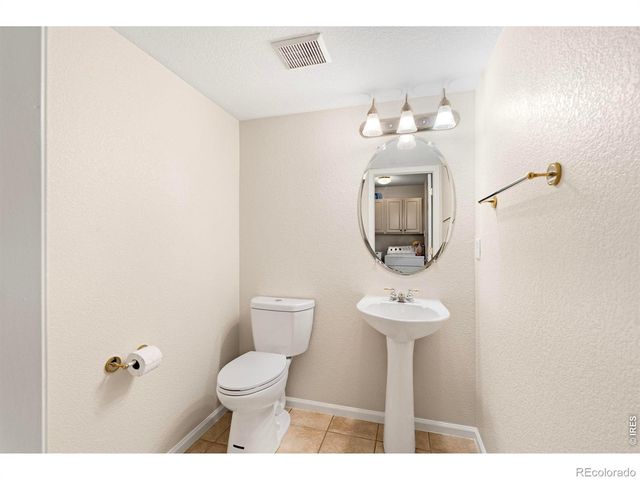 1956 Dove Creek Circle, Loveland, CO 80538