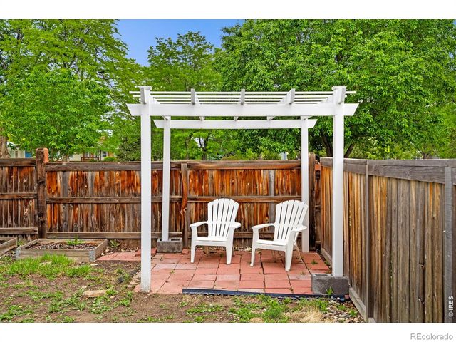 1956 Dove Creek Circle, Loveland, CO 80538